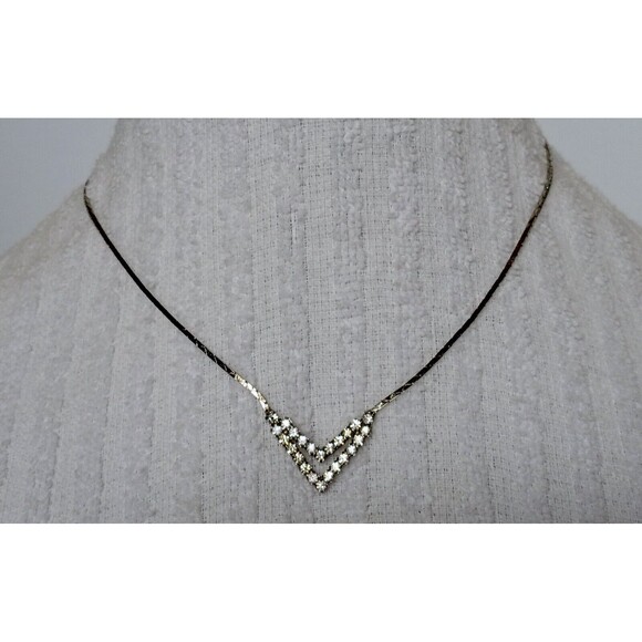 Vintage Dainty Silvertone Rhinestone Arrow Mangalsutra Necklace 16 in - Picture 1 of 8